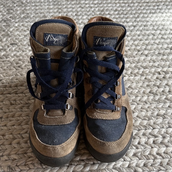 Vasque Skywalk Walking Boot - Picture 1 of 5
